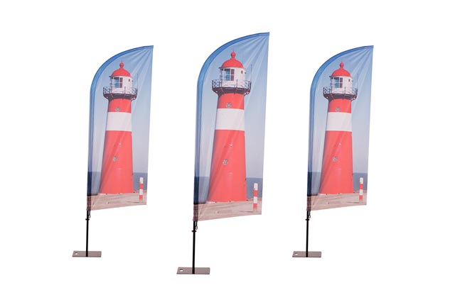 bedruckte Beachflags in Segelform